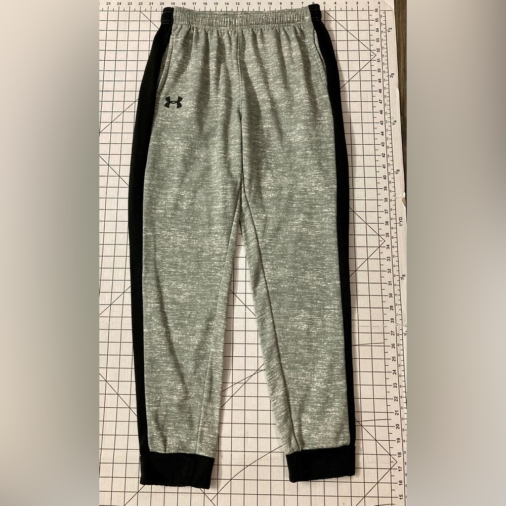 Under Armour Men’s Large Loose Black/Grey Coldgear Sweatpants‎